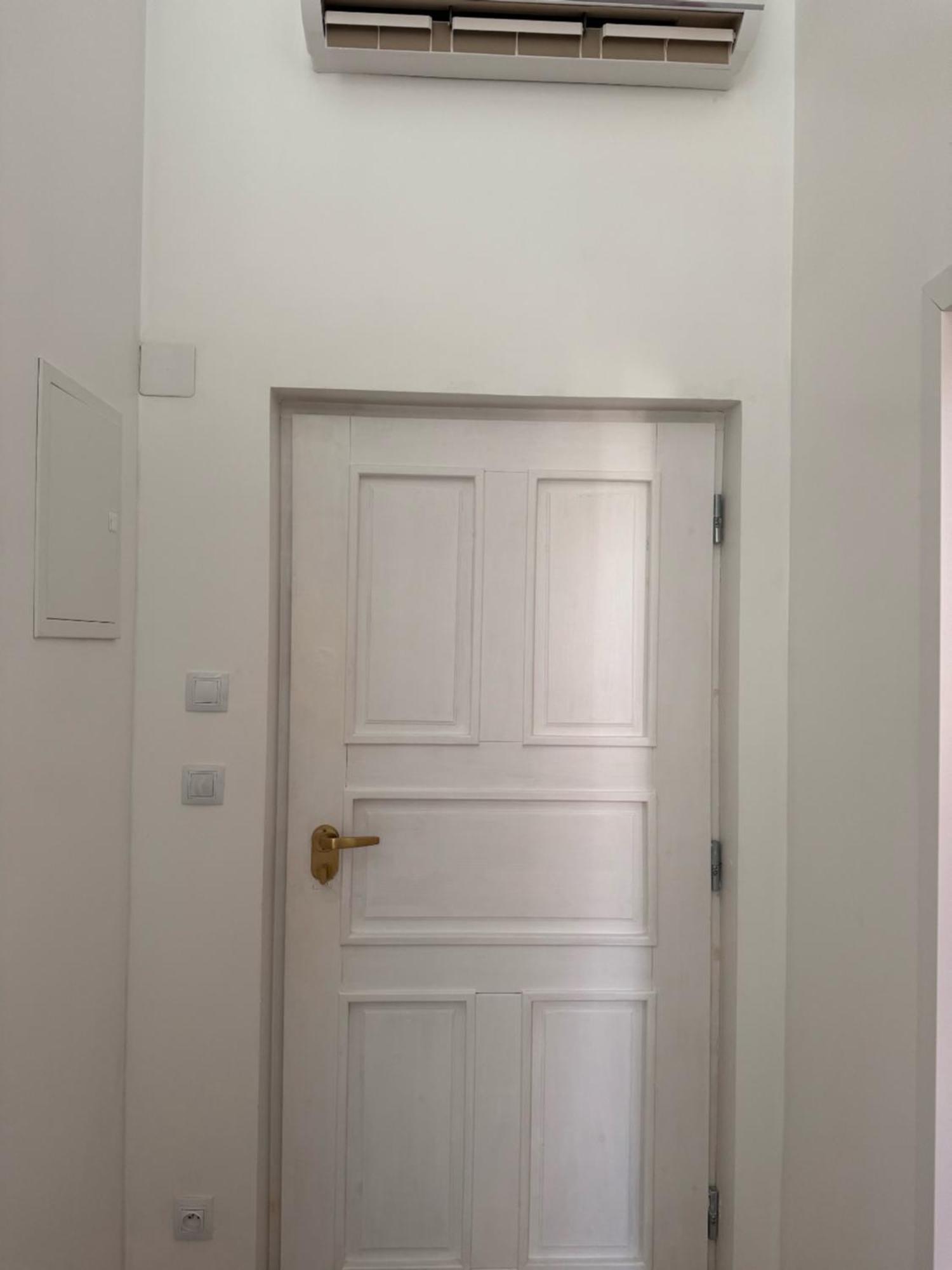 Apartment Arbes 14 - Mirror Of